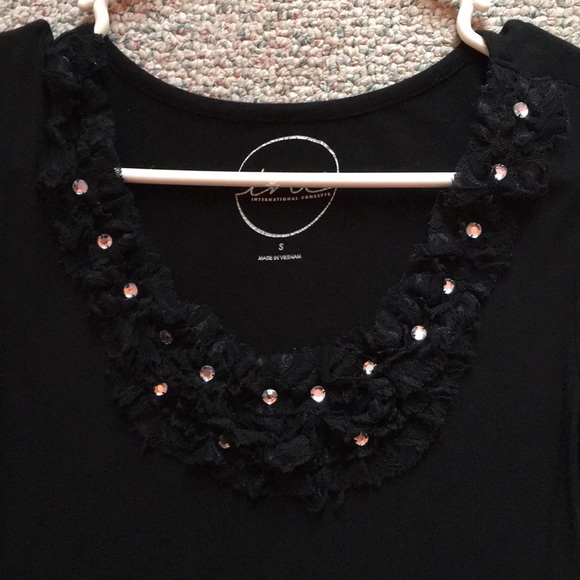 Top - Picture 2 of 2